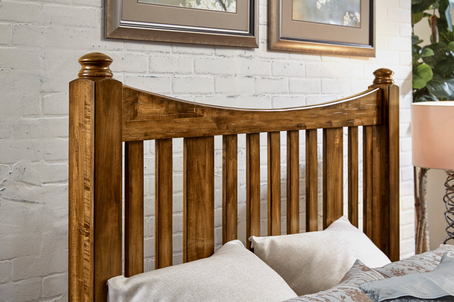 Queen Slat Poster Bed