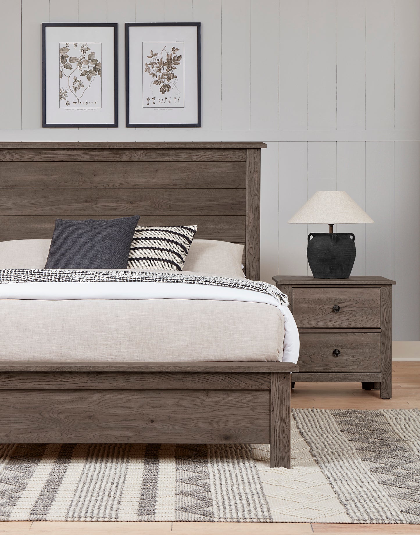 King Farmhouse Bed