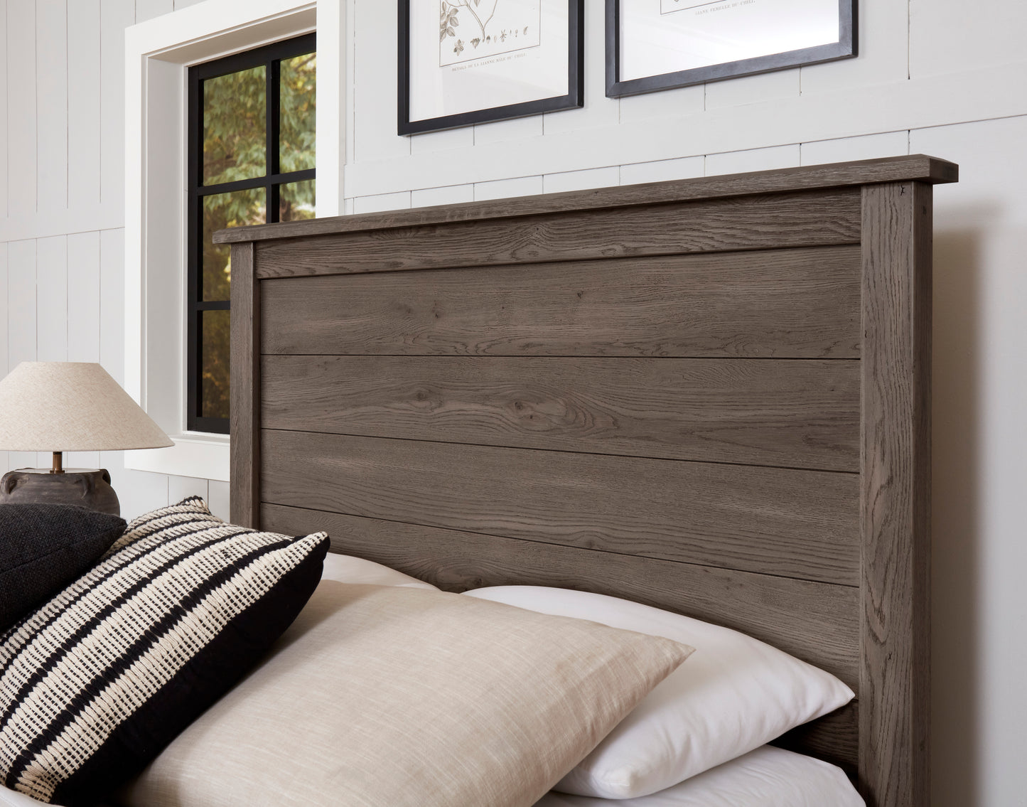 King Farmhouse Bed