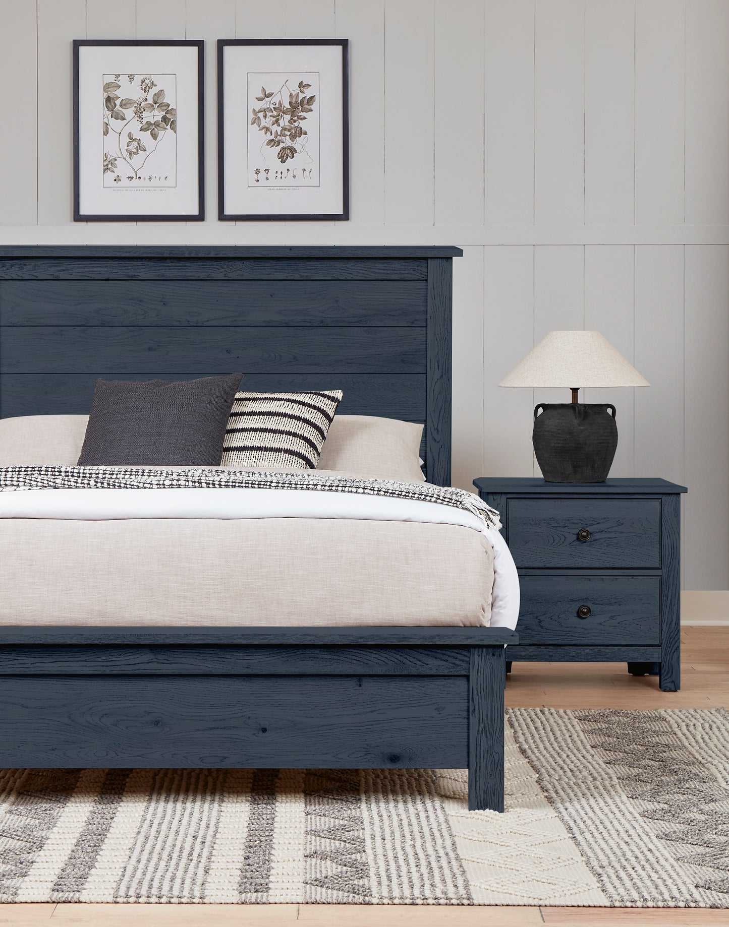 King Farmhouse Bed