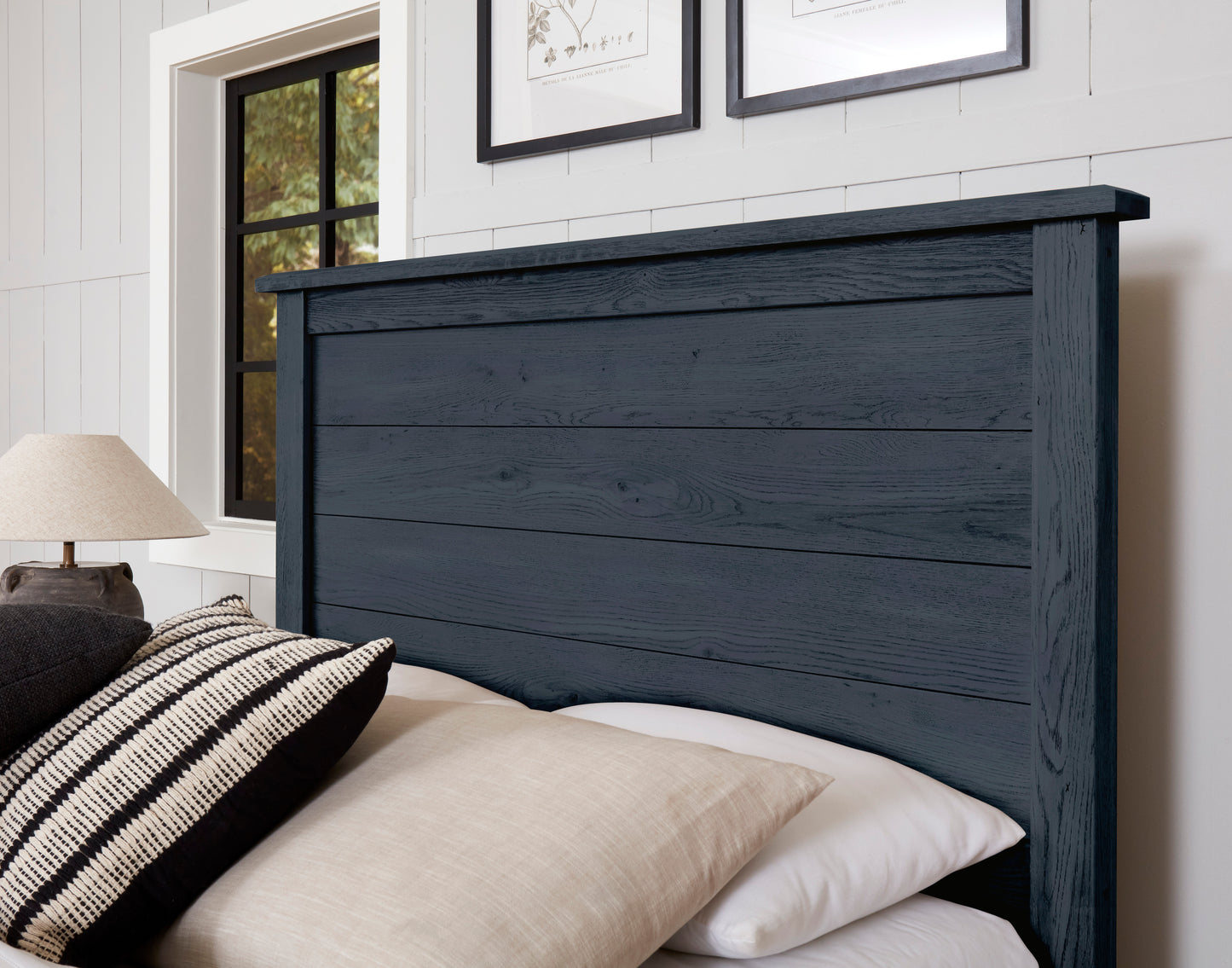 King Farmhouse Bed