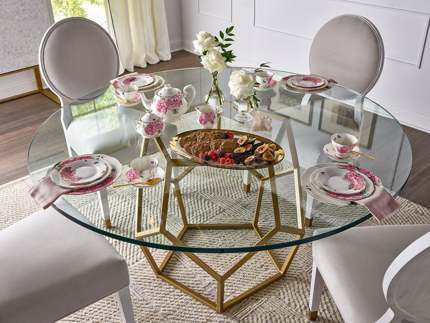 Universal Furniture Love Joy Bliss Round Dining Table