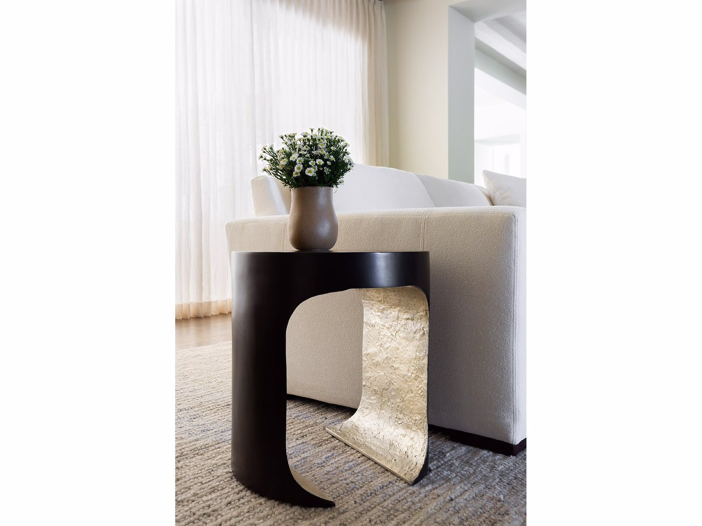 Universal Furniture Sonora Side Table